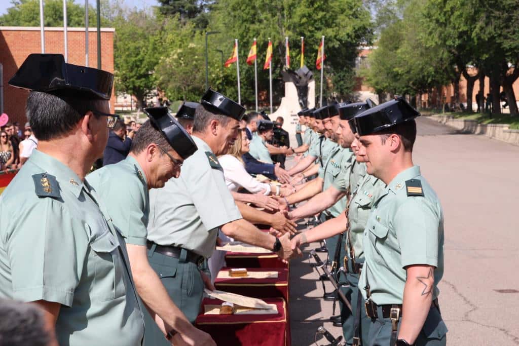 Entrega de títulos suboficiales de la Guardia Civil